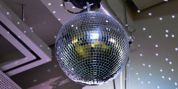 Alors on danse: Das Fichte tanzt