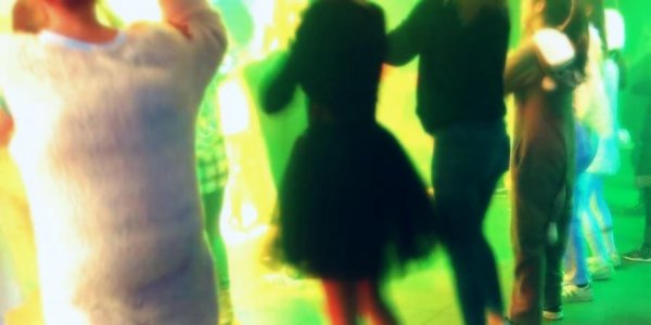 Faschingsparty im Hedwig-Kettler-Saal für unsere Unterstufe: bunt, laut &amp; süß!