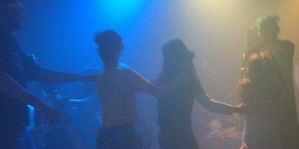 Faschingsparty für unsere Unterstufe: 80 SchülerInnen – wild, laut und lustig!