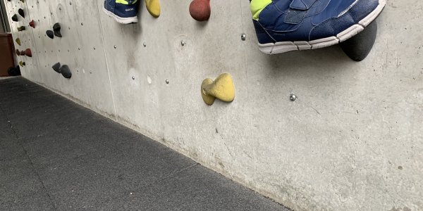 Kletterwand: Neue Route - schwarz